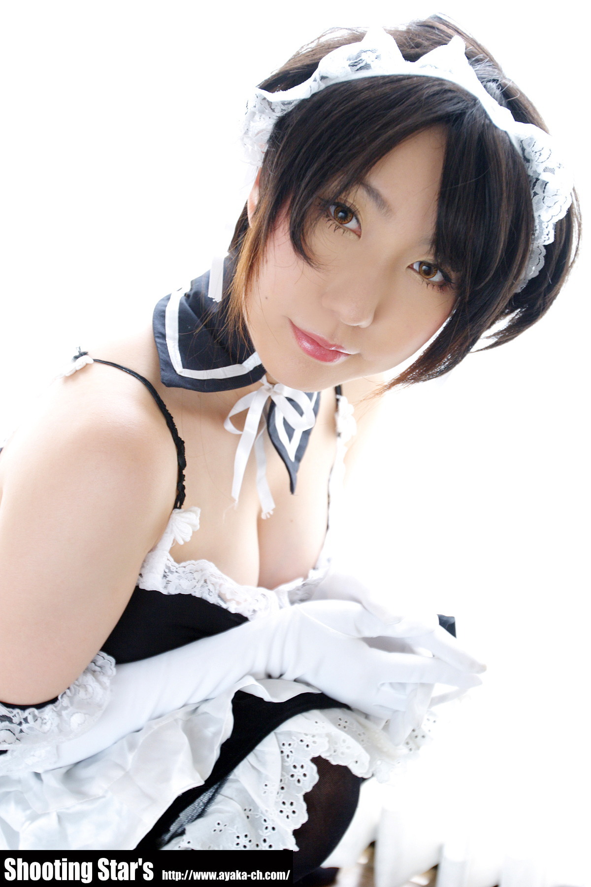 [Cosplay]  Sexy Maid with big boobs 2